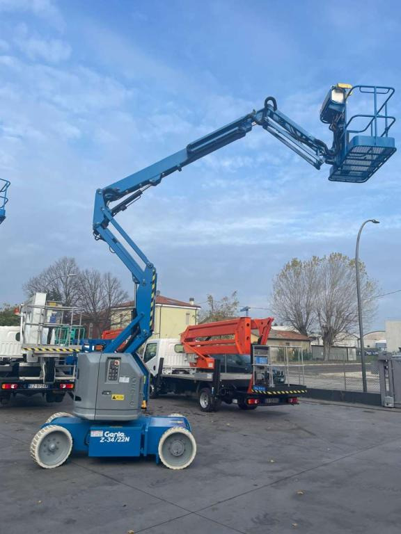 Коленчатый подъемник Genie Z34/22N: фото 11