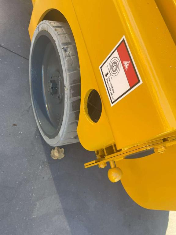 Haulotte COMPACT 10N - Ножничный подъемник: фото 5 Haulotte COMPACT 10N - Ножничный подъемник: фото 5