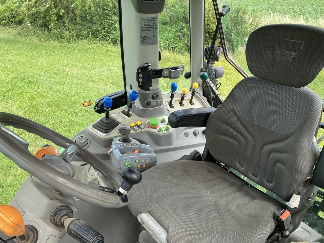 Deutz-Fahr 6155 Agrotron - Трактор: фото 5 Deutz-Fahr 6155 Agrotron - Трактор: фото 5