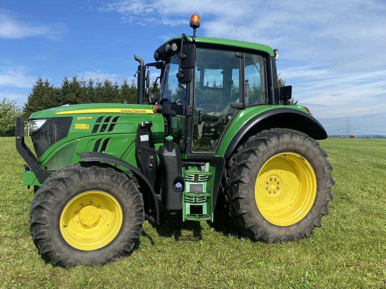 John Deere 6120M - Трактор: фото 3 John Deere 6120M - Трактор: фото 3