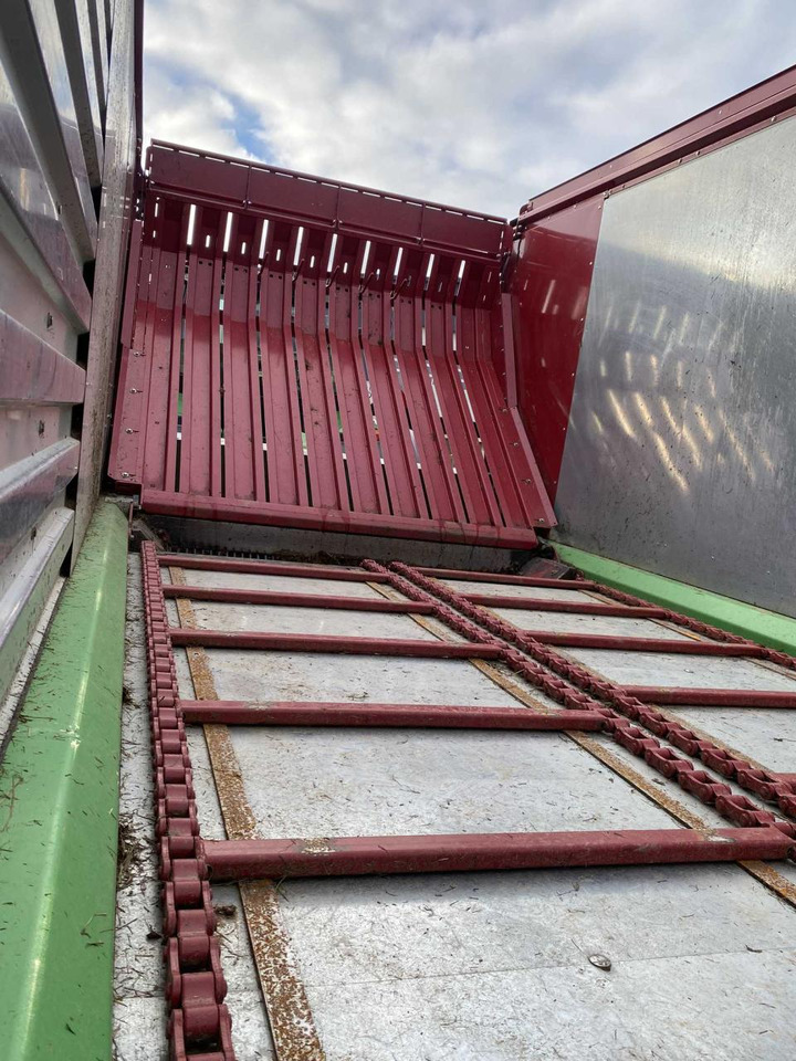 Strautmann Magnon 10-430 DO - Самозагружающийся прицеп: фото 5 Strautmann Magnon 10-430 DO - Самозагружающийся прицеп: фото 5