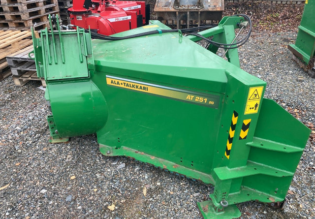 Ala-TalkkariAT-251 2g - Роторный снегоочиститель: фото 1 Ala-TalkkariAT-251 2g - Роторный снегоочиститель: фото 1