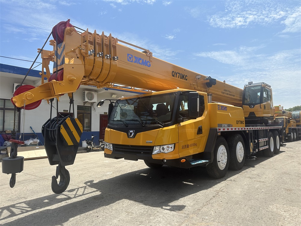 XCMG 70 ton QY70KC XCT75 QY75K QY70KS QY50KC QY100K xct80 truck crane - Мобильный кран: фото 1 XCMG 70 ton QY70KC XCT75 QY75K QY70KS QY50KC QY100K xct80 truck crane - Мобильный кран: фото 1