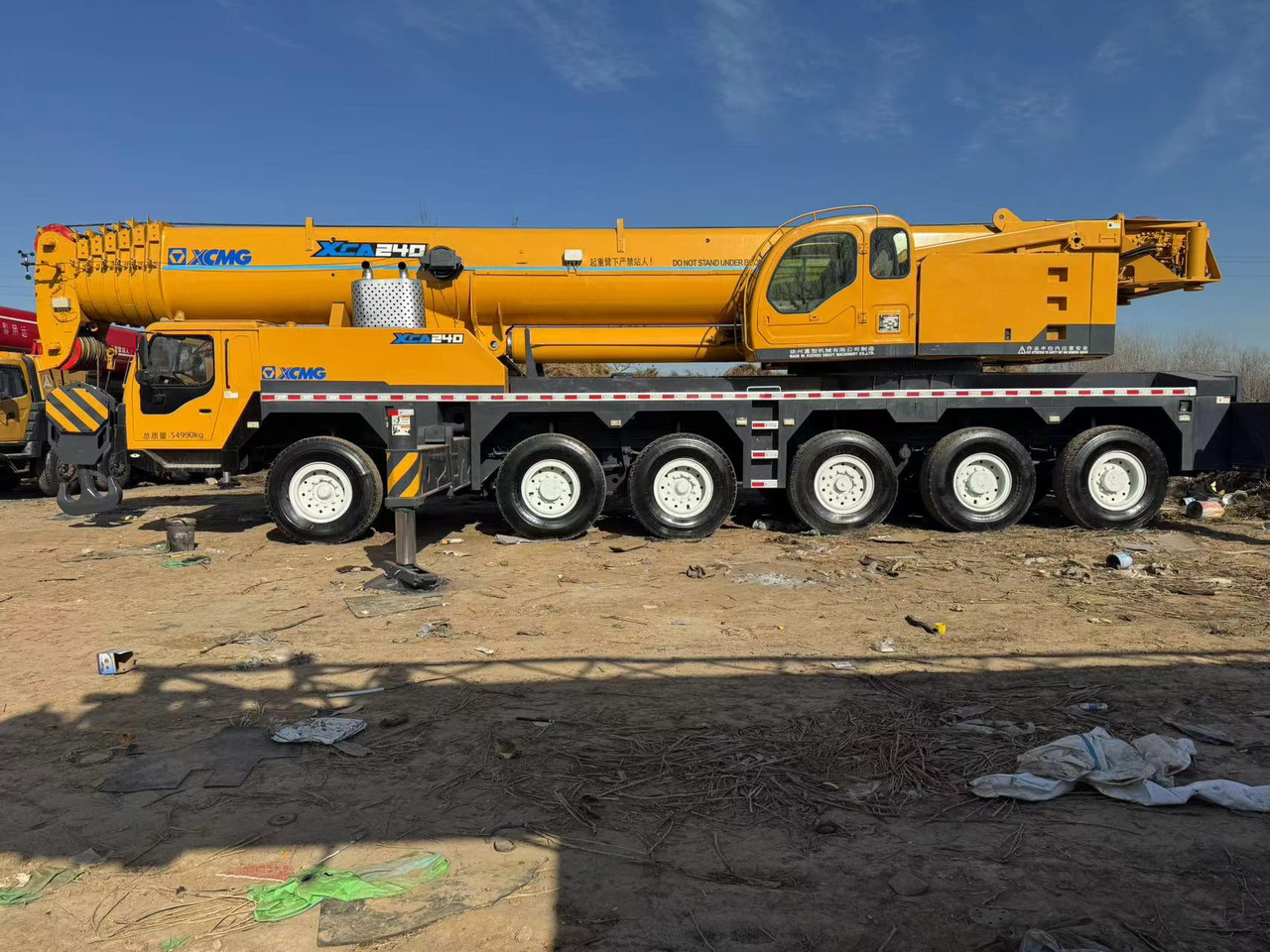 XCMG QAY240 XCT240 XCA240 240 ton 250 ton 260 ton 200 ton 220 ton crane - Вседорожный кран: фото 1 XCMG QAY240 XCT240 XCA240 240 ton 250 ton 260 ton 200 ton 220 ton crane - Вседорожный кран: фото 1