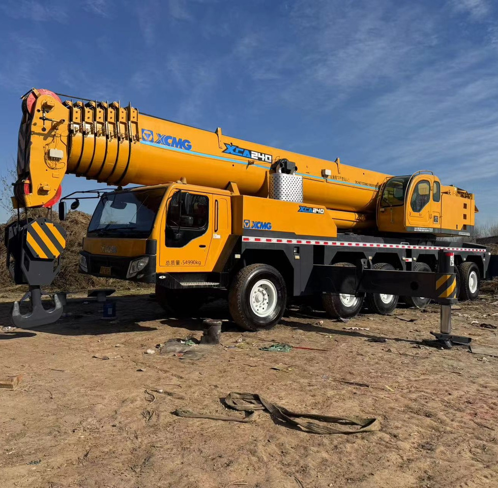 XCMG QAY300 QAY260 QAY240 XCT240 XCA240 240ton 250ton 260ton 200ton 220ton crane - Мобильный кран: фото 5 XCMG QAY300 QAY260 QAY240 XCT240 XCA240 240ton 250ton 260ton 200ton 220ton crane - Мобильный кран: фото 5