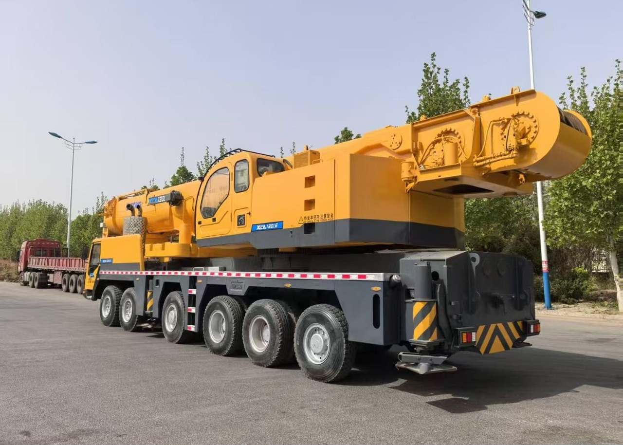 XCMG QY130K 130 ton 120 ton 140ton 150ton 160ton 200t truck crane - Мобильный кран: фото 2 XCMG QY130K 130 ton 120 ton 140ton 150ton 160ton 200t truck crane - Мобильный кран: фото 2