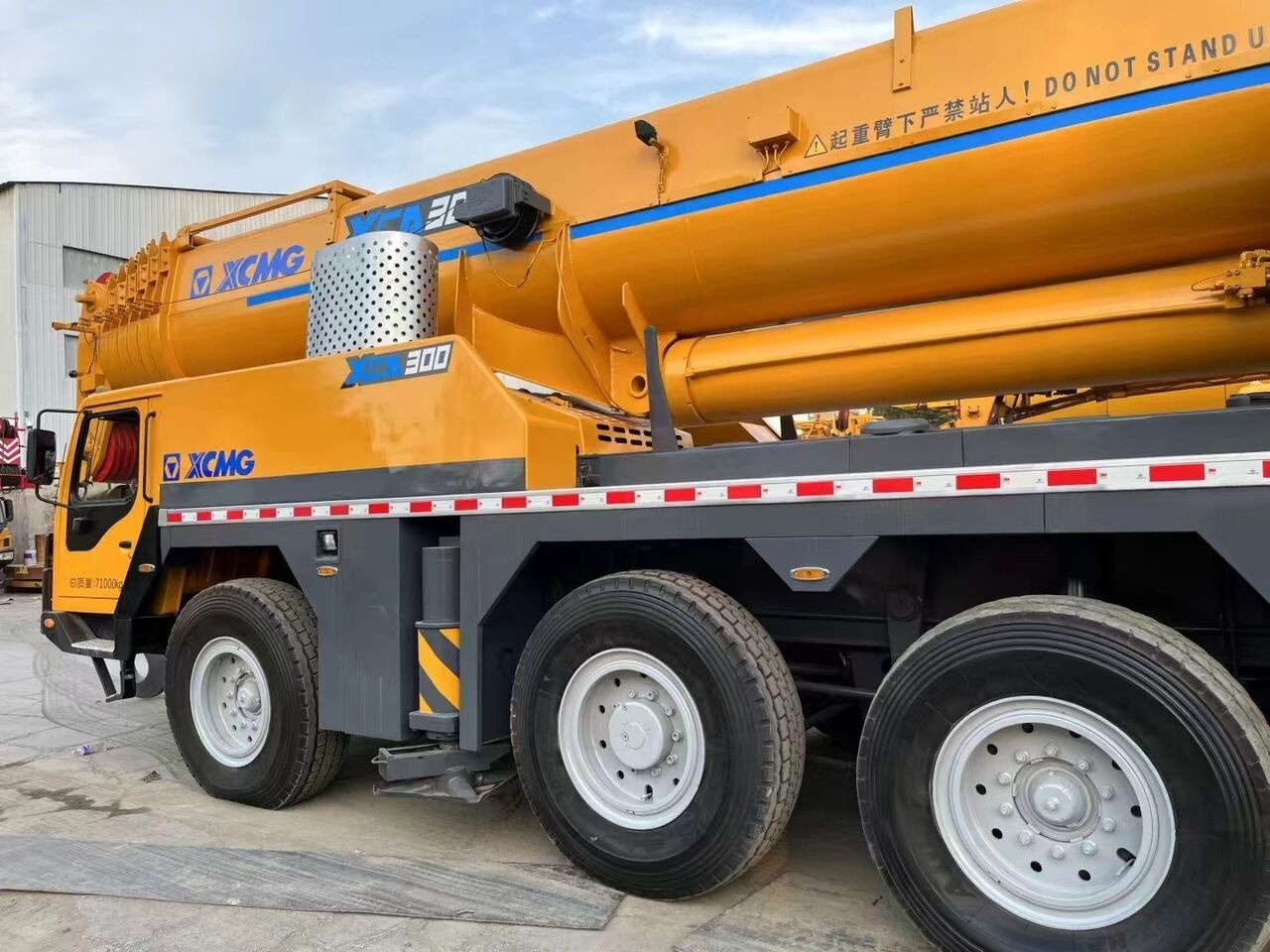 XCMG XCA300 QAY300 QY300K 300Ton Used Mobile Crane - Мобильный кран: фото 5 XCMG XCA300 QAY300 QY300K 300Ton Used Mobile Crane - Мобильный кран: фото 5