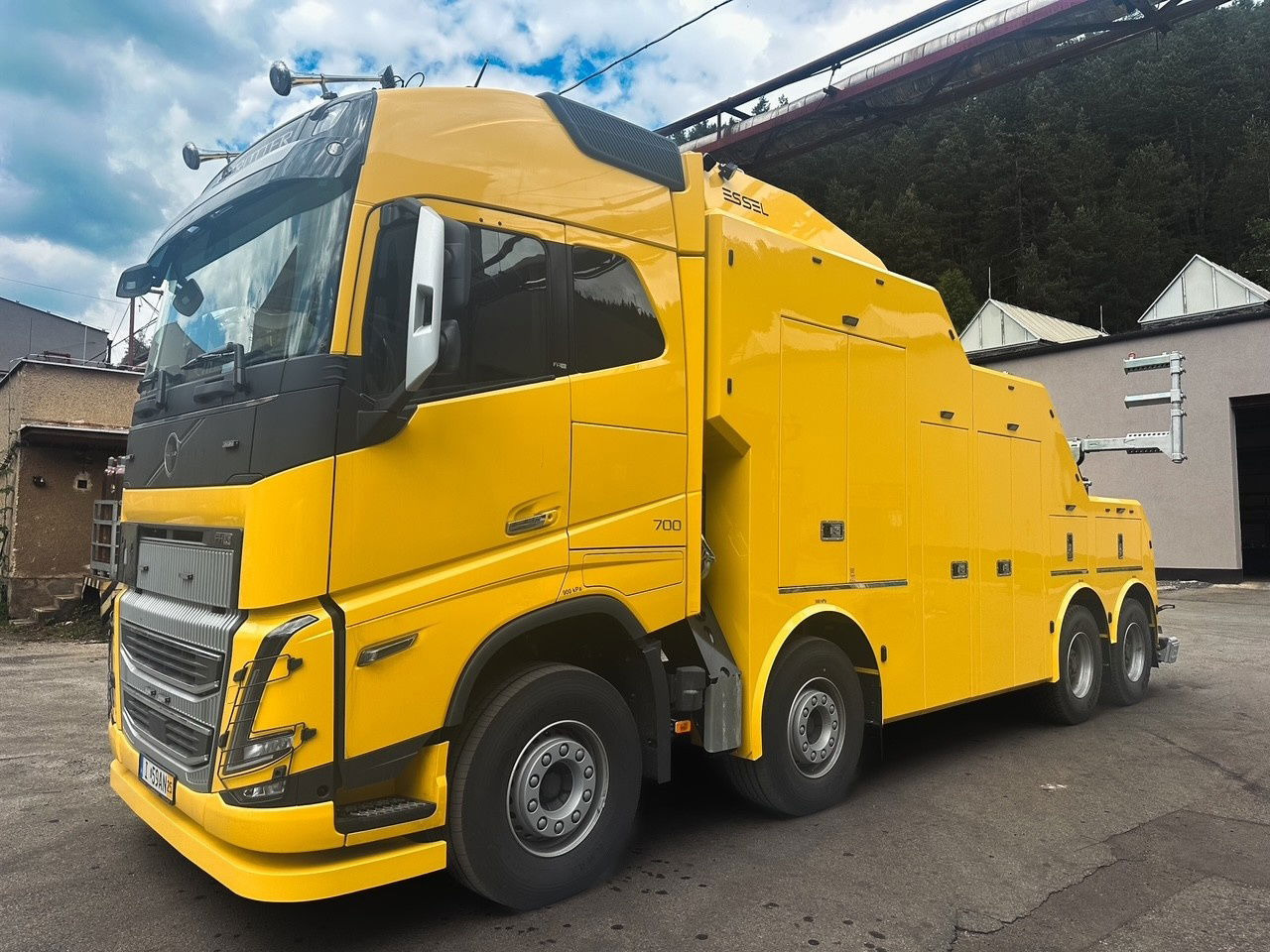 Volvo FH 16 NEW T-REX on Volvo FH16 84R 700HP E6E - Эвакуатор: фото 1 Volvo FH 16 NEW T-REX on Volvo FH16 84R 700HP E6E - Эвакуатор: фото 1