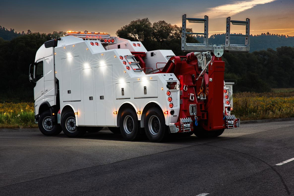 Volvo FH NEW ER4120 5 winches T-REX Volvo FH 540 8x4 WB6,0 White - Эвакуатор: фото 1 Volvo FH NEW ER4120 5 winches T-REX Volvo FH 540 8x4 WB6,0 White - Эвакуатор: фото 1