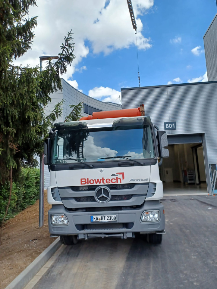 MERCEDES-BENZ Naaktgeboren Vacu-Press 8000 High-Lift V2A less km+hours! - Ассенизатор: фото 5 MERCEDES-BENZ Naaktgeboren Vacu-Press 8000 High-Lift V2A less km+hours! - Ассенизатор: фото 5