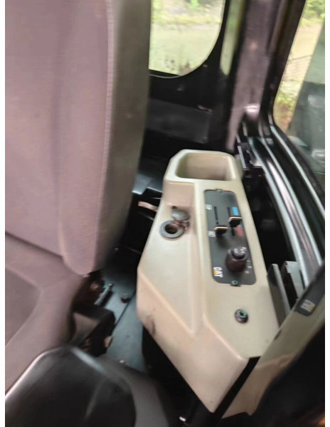 Caterpillar 303.5ECR 303.5 306 307 307.5 308 - Мини-экскаватор: фото 5 Caterpillar 303.5ECR 303.5 306 307 307.5 308 - Мини-экскаватор: фото 5