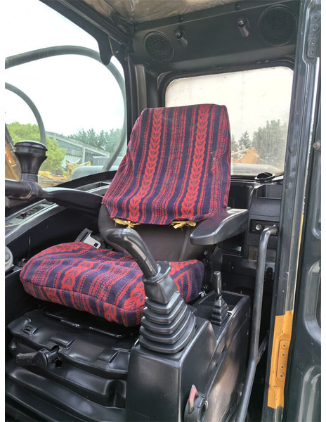 Колёсный экскаватор Hyundai R210W-9S: фото 8 Колёсный экскаватор Hyundai R210W-9S: фото 8