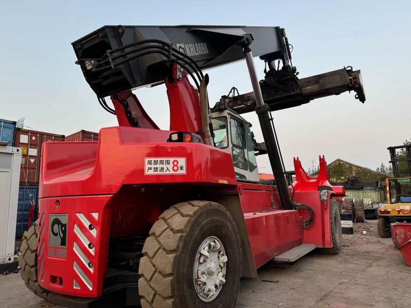 Kalmar DRU450 - Ричстакер: фото 1 Kalmar DRU450 - Ричстакер: фото 1