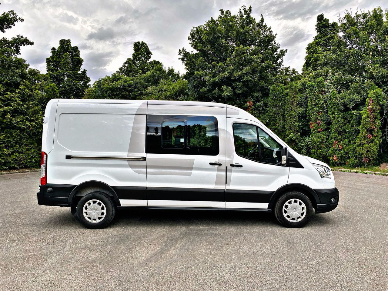 Ford Transit 350 L3H2 Trend|Kamera|6Sitzer|AHK|PDC|19 - Грузопассажирский фургон: фото 2 Ford Transit 350 L3H2 Trend|Kamera|6Sitzer|AHK|PDC|19 - Грузопассажирский фургон: фото 2