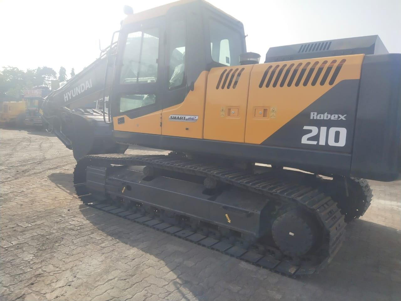New Hyundai R210 tracked excavator - Гусеничный экскаватор: фото 4 New Hyundai R210 tracked excavator - Гусеничный экскаватор: фото 4
