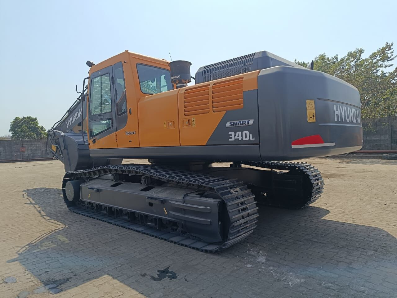 New Hyundai R340 tracked excavator - Гусеничный экскаватор: фото 1 New Hyundai R340 tracked excavator - Гусеничный экскаватор: фото 1