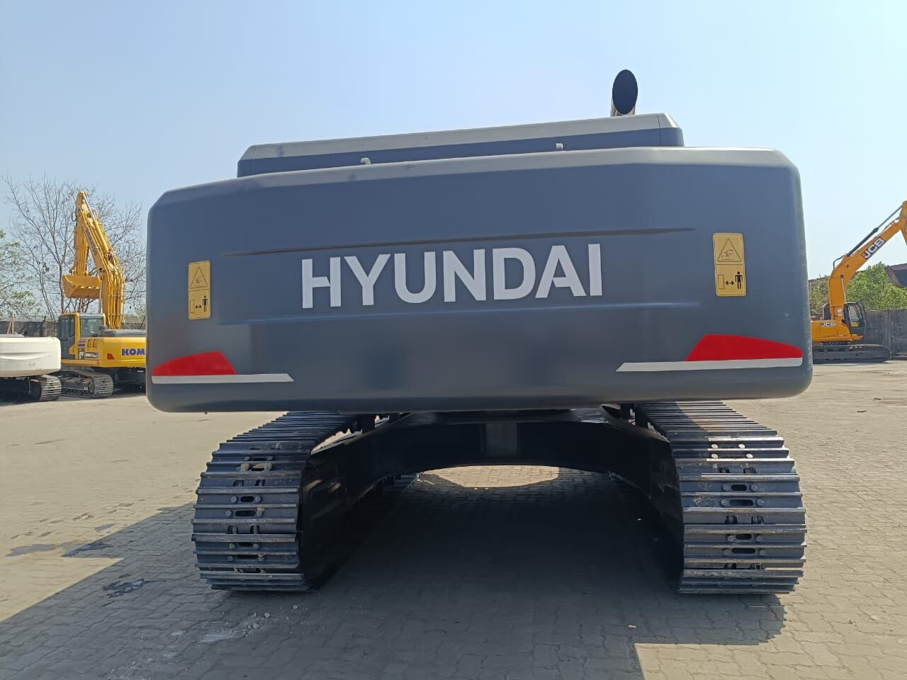 New Hyundai R340 tracked excavator - Гусеничный экскаватор: фото 2 New Hyundai R340 tracked excavator - Гусеничный экскаватор: фото 2