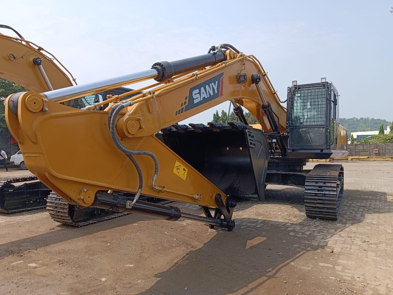 New Sany SY 350 tracked excavator - Гусеничный экскаватор: фото 1 New Sany SY 350 tracked excavator - Гусеничный экскаватор: фото 1