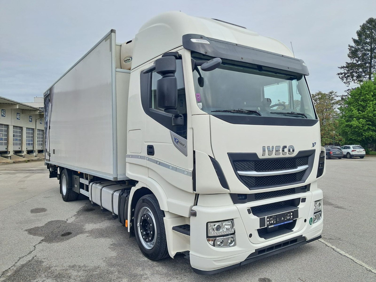 Iveco Stralis 460 Kühlkoffer | LBW | Klima | Retar - Рефрижератор: фото 2 Iveco Stralis 460 Kühlkoffer | LBW | Klima | Retar - Рефрижератор: фото 2