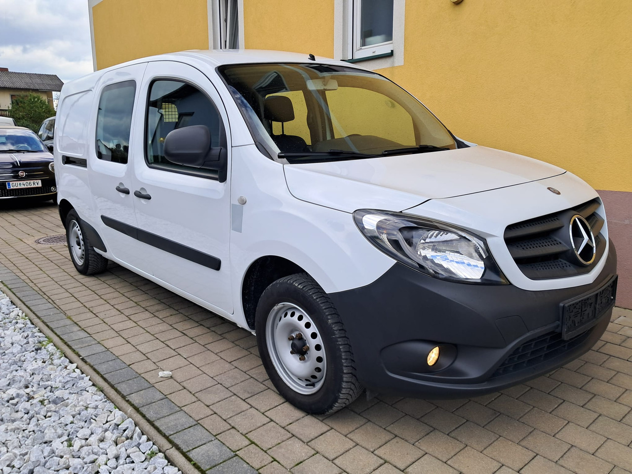 MERCEDES-BENZ Citan 109 CDI 5-Sitzer DKA | Schiebet. beids. | Klima | - Лёгкий коммерческий автомобиль, Грузопассажирский фургон: фото 2 MERCEDES-BENZ Citan 109 CDI 5-Sitzer DKA | Schiebet. beids. | Klima | - Лёгкий коммерческий автомобиль, Грузопассажирский фургон: фото 2