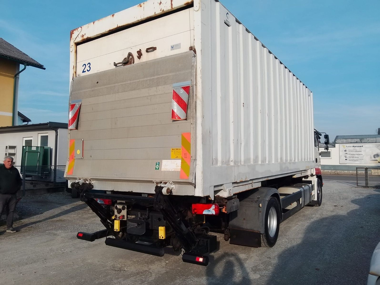 MAN TGA 18 320 - Грузовик-контейнеровоз/ Сменный кузов: фото 4 MAN TGA 18 320 - Грузовик-контейнеровоз/ Сменный кузов: фото 4