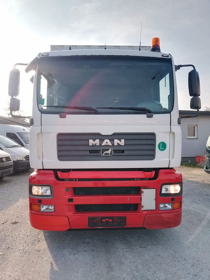 MAN TGA 18 320 - Грузовик-контейнеровоз/ Сменный кузов: фото 5 MAN TGA 18 320 - Грузовик-контейнеровоз/ Сменный кузов: фото 5