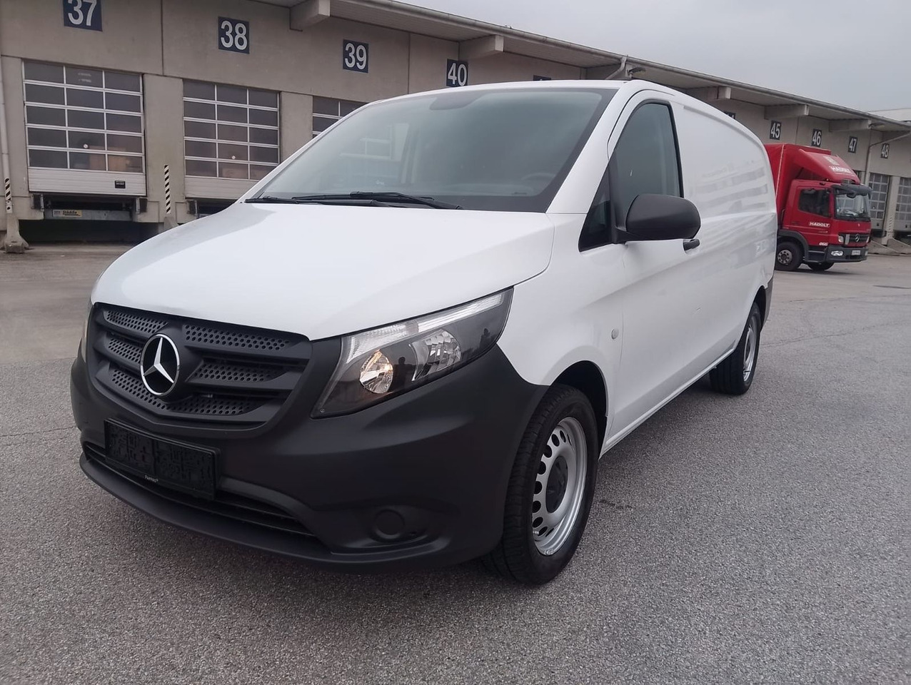 Mercedes-Benz VITO 116 CDI - Цельнометаллический фургон: фото 1 Mercedes-Benz VITO 116 CDI - Цельнометаллический фургон: фото 1