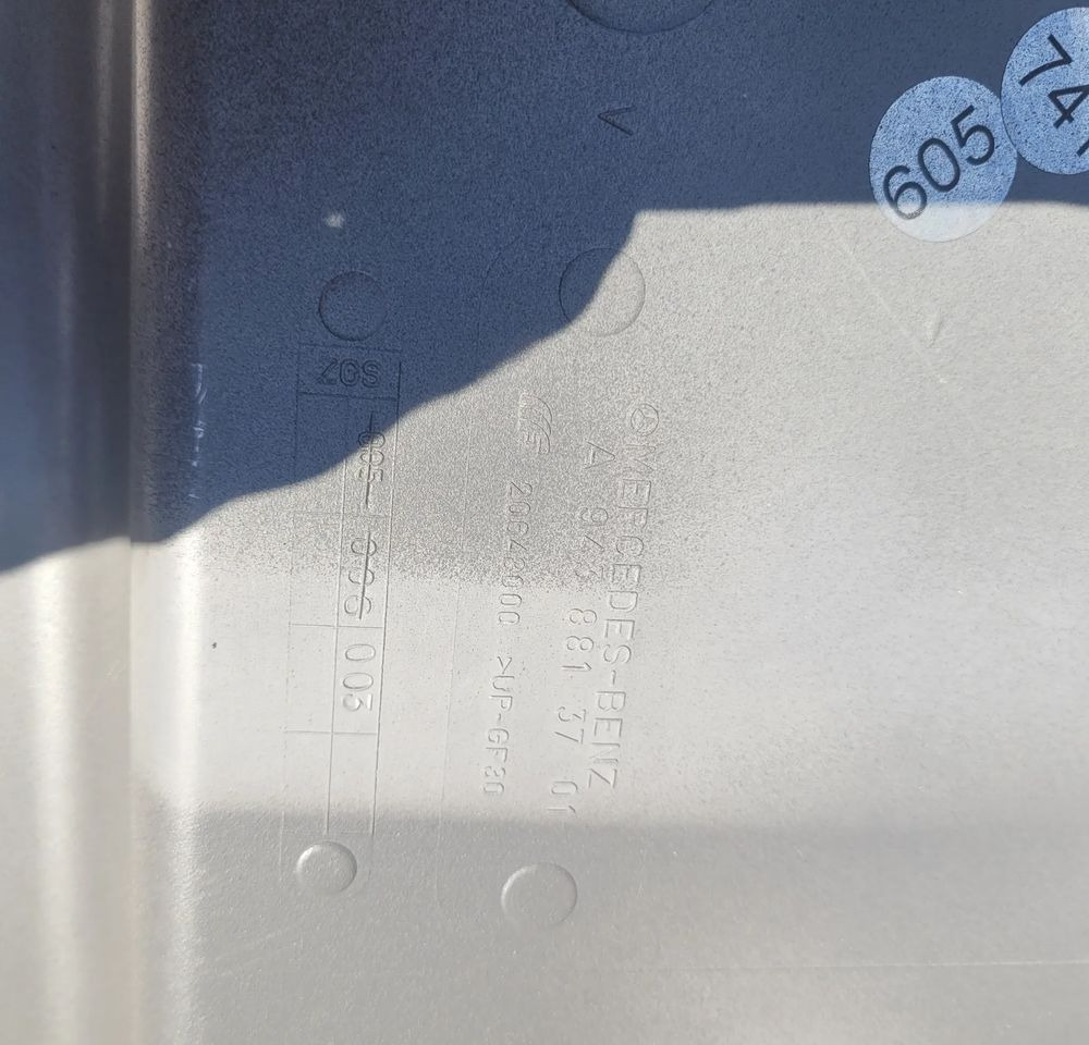 BŁOTNIK LH MERCEDES ACTROS MP3 NOWY ORYGINAŁ A9438813701 CHWALIM116 - Крыло для Грузовиков: фото 3 BŁOTNIK LH MERCEDES ACTROS MP3 NOWY ORYGINAŁ A9438813701 CHWALIM116 - Крыло для Грузовиков: фото 3