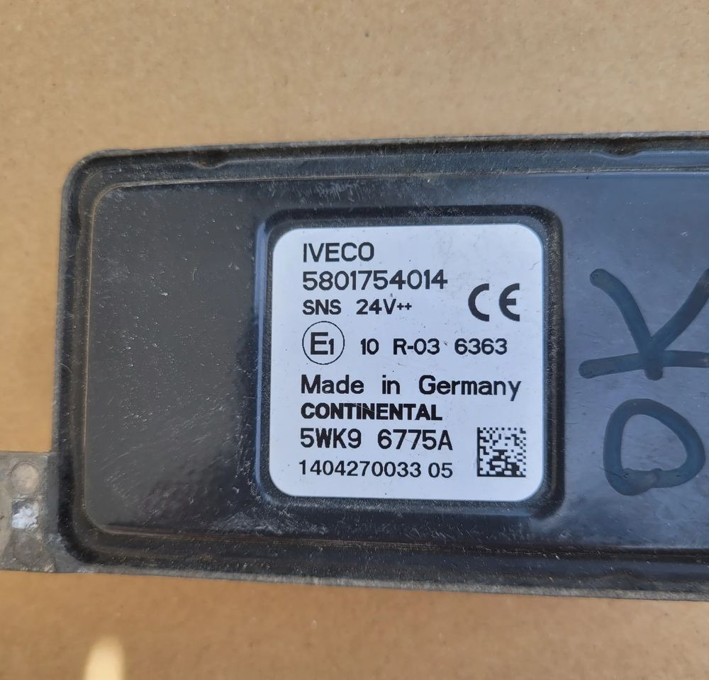 CZUJNIK NOX IVECO EUROCARGO E6 5801754014 - Сенсор для Грузовиков: фото 2 CZUJNIK NOX IVECO EUROCARGO E6 5801754014 - Сенсор для Грузовиков: фото 2