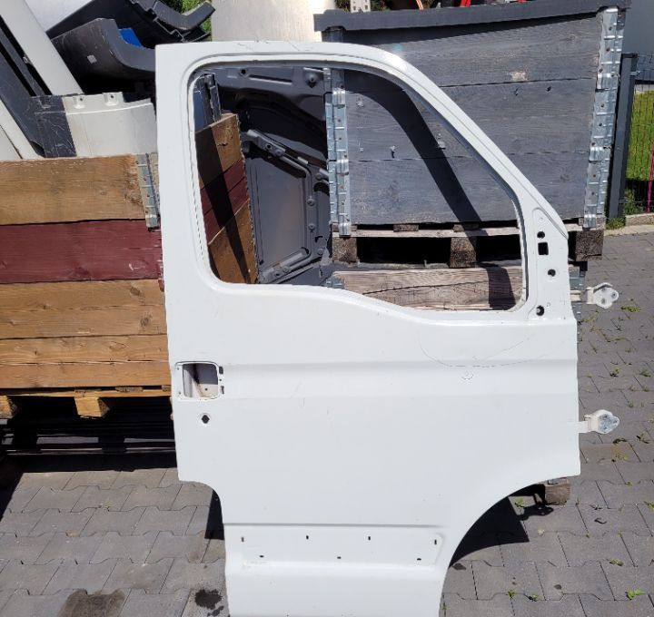 DRZWI IVECO DAILY MASTER MASCOTT PRAWE - Дверь и запчасти для Лёгких коммерческих автомобилей: фото 1 DRZWI IVECO DAILY MASTER MASCOTT PRAWE - Дверь и запчасти для Лёгких коммерческих автомобилей: фото 1