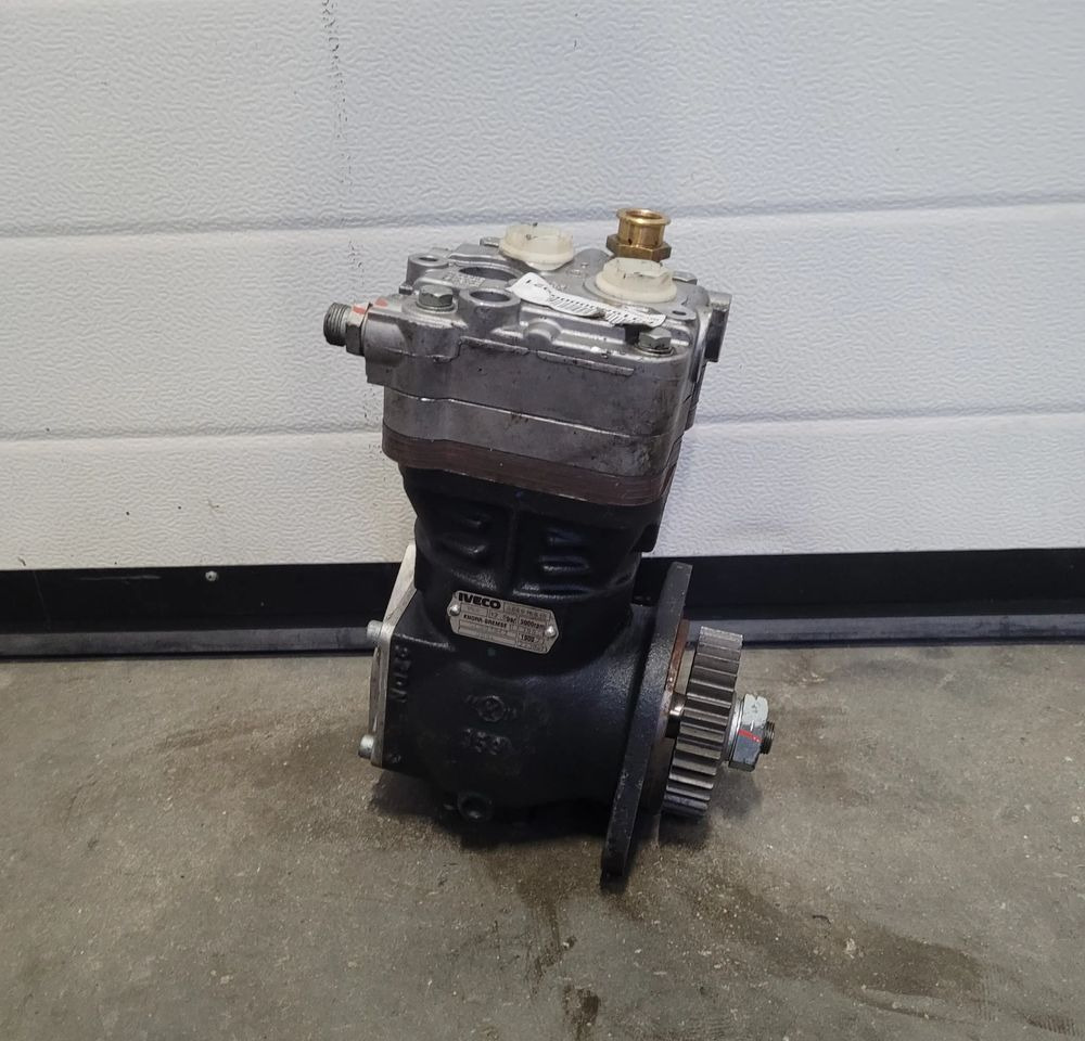 KOMPRESOR IVECO ORYGINAŁ OM 504016818 CHWALIM116 - Пневмокомпрессор для Грузовиков: фото 1 KOMPRESOR IVECO ORYGINAŁ OM 504016818 CHWALIM116 - Пневмокомпрессор для Грузовиков: фото 1