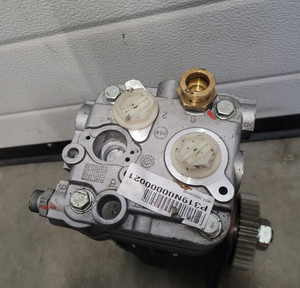 KOMPRESOR IVECO ORYGINAŁ OM 504016818 CHWALIM116 - Пневмокомпрессор для Грузовиков: фото 3 KOMPRESOR IVECO ORYGINAŁ OM 504016818 CHWALIM116 - Пневмокомпрессор для Грузовиков: фото 3