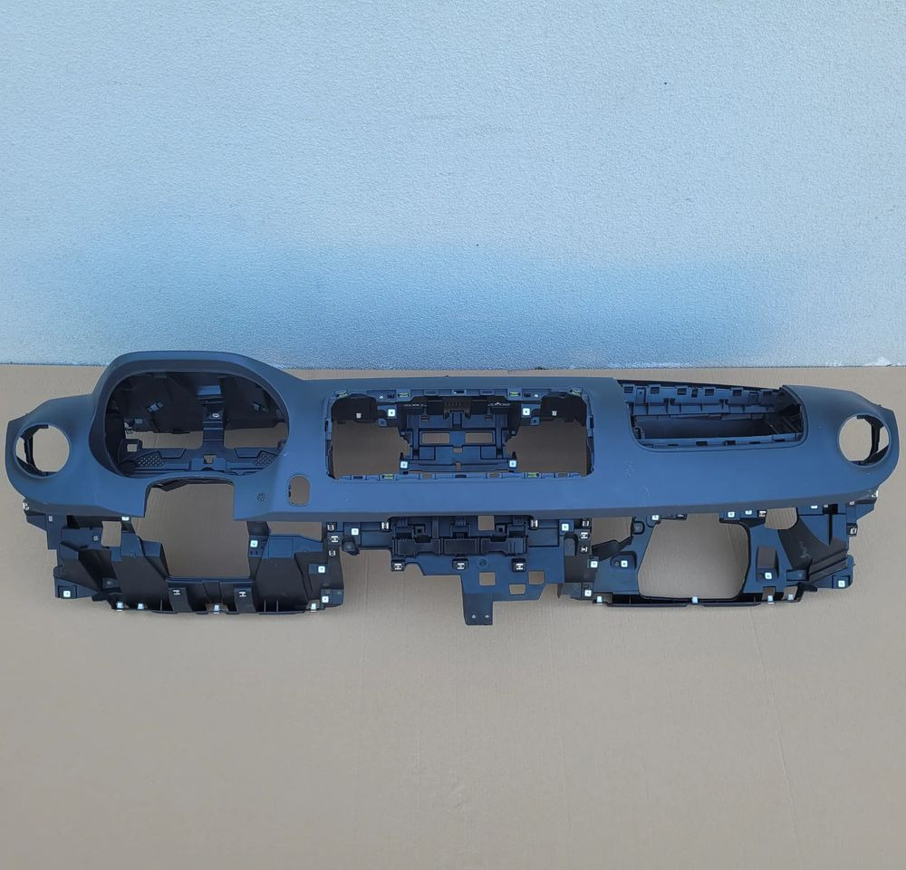 KONSOLA MERCEDES SPRINTER W910 W907 - Приборная панель для Грузовиков: фото 1 KONSOLA MERCEDES SPRINTER W910 W907 - Приборная панель для Грузовиков: фото 1