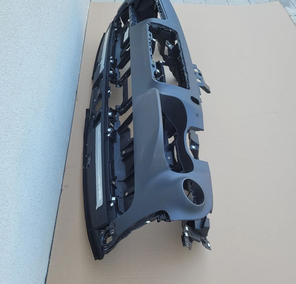 KONSOLA MERCEDES SPRINTER W910 W907 - Приборная панель для Грузовиков: фото 3 KONSOLA MERCEDES SPRINTER W910 W907 - Приборная панель для Грузовиков: фото 3