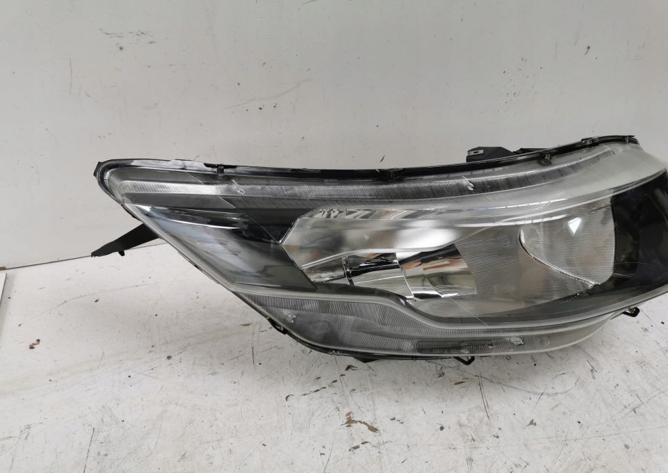 LAMPA IVECO IVECO DAILY ORYGINAŁ PRAWA - Передняя фара для Лёгких коммерческих автомобилей: фото 2 LAMPA IVECO IVECO DAILY ORYGINAŁ PRAWA - Передняя фара для Лёгких коммерческих автомобилей: фото 2
