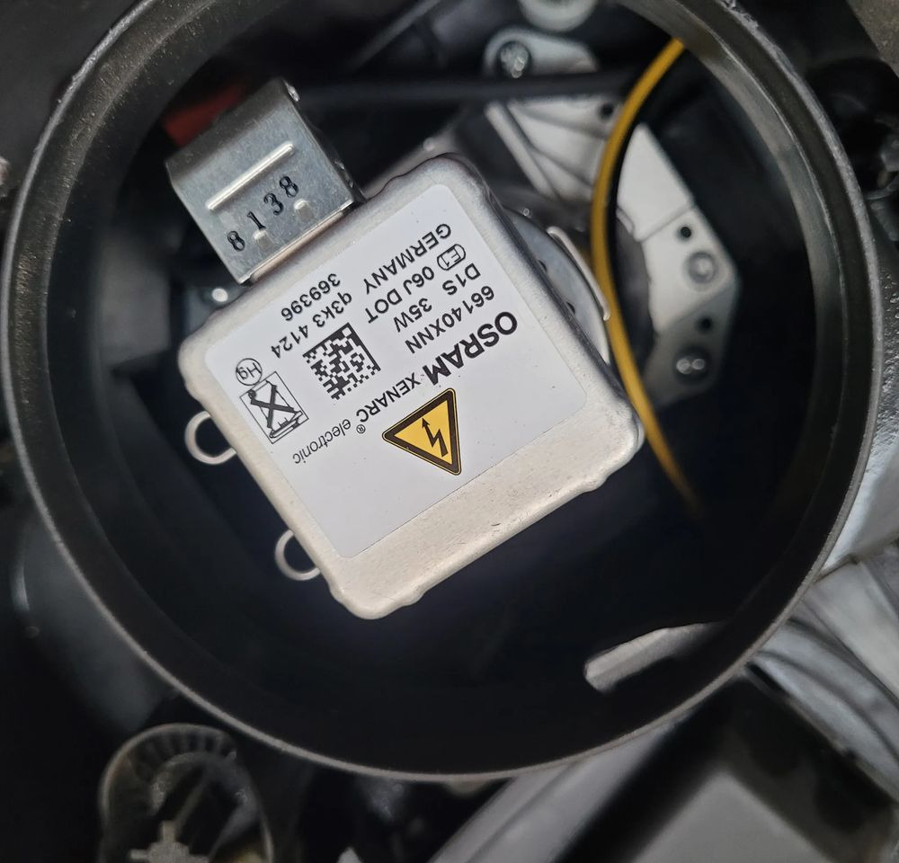 LAMPA XENON RENAULT RANGE T PRAWA LEWA - Свет/ Освещение для Грузовиков: фото 5 LAMPA XENON RENAULT RANGE T PRAWA LEWA - Свет/ Освещение для Грузовиков: фото 5