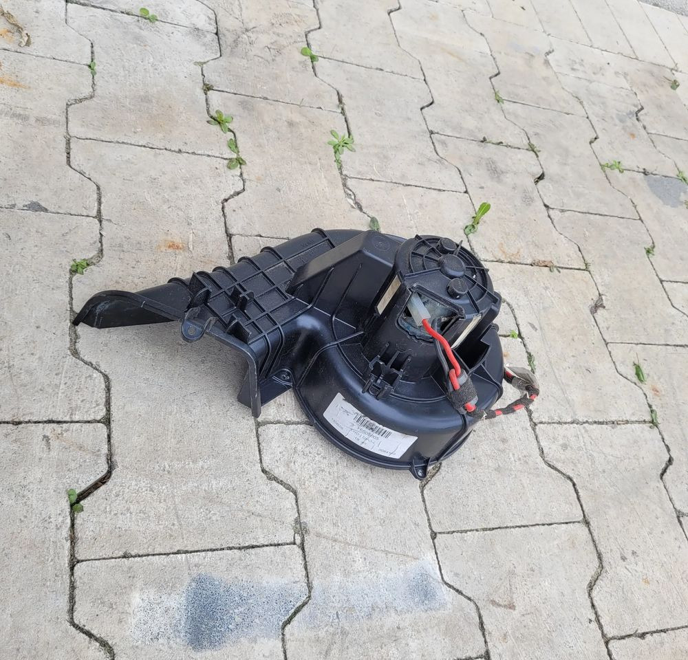 WENTYLATOR NAGRZEWNICY VOLVO FH4 ORYGINAŁ - Вентилятор печки для Грузовиков: фото 1 WENTYLATOR NAGRZEWNICY VOLVO FH4 ORYGINAŁ - Вентилятор печки для Грузовиков: фото 1