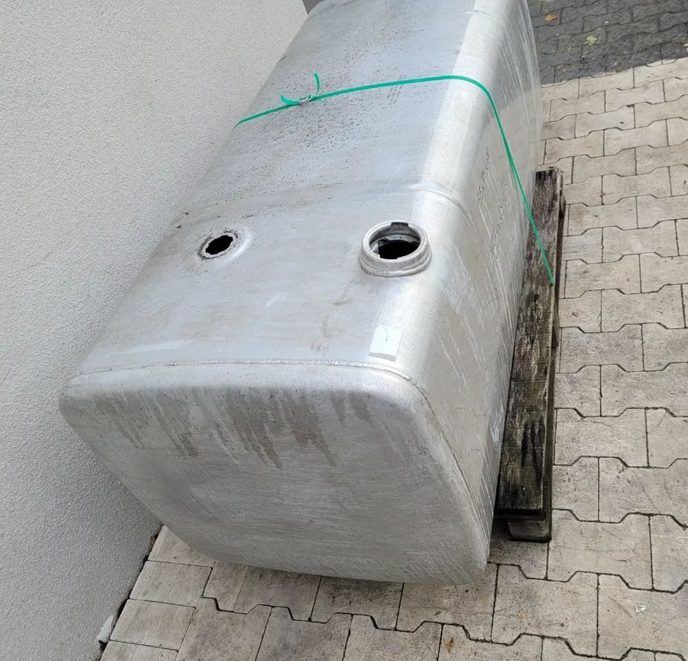 ZBIORNIK PALIWA IVECO STRALIS 600L 155X63X68 - Топливный бак для Грузовиков: фото 3 ZBIORNIK PALIWA IVECO STRALIS 600L 155X63X68 - Топливный бак для Грузовиков: фото 3