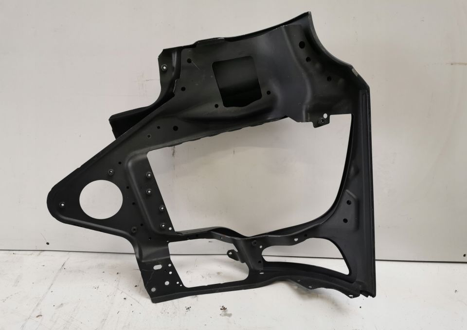 ZDARZAK NAROŻNIK MERCEDES ANTOS AROX METALOWY - Угол бампера для Грузовиков: фото 2 ZDARZAK NAROŻNIK MERCEDES ANTOS AROX METALOWY - Угол бампера для Грузовиков: фото 2