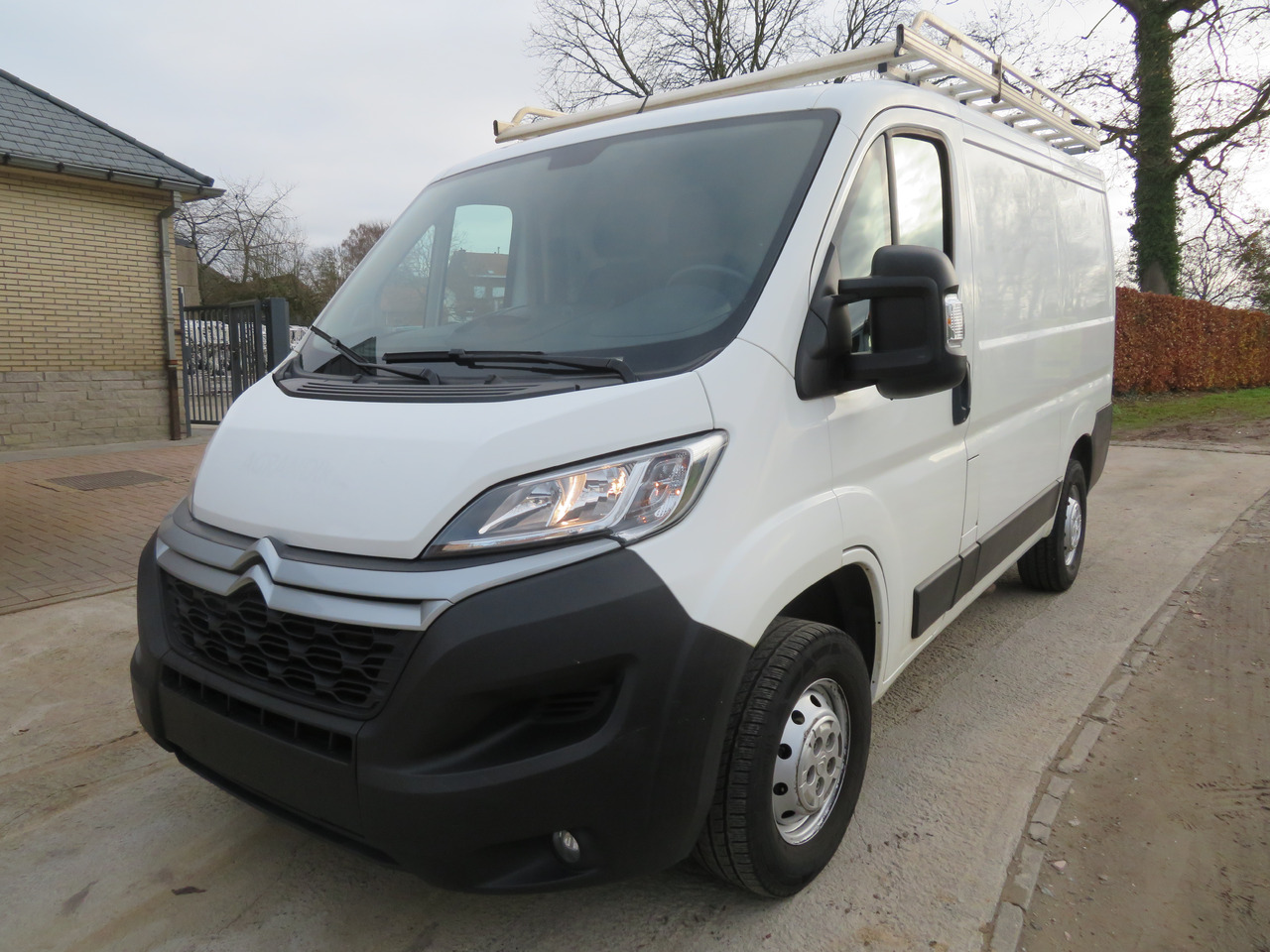 Citroën Jumper 2.2 BlueHDi - L1H1 - Цельнометаллический фургон: фото 3 Citroën Jumper 2.2 BlueHDi - L1H1 - Цельнометаллический фургон: фото 3