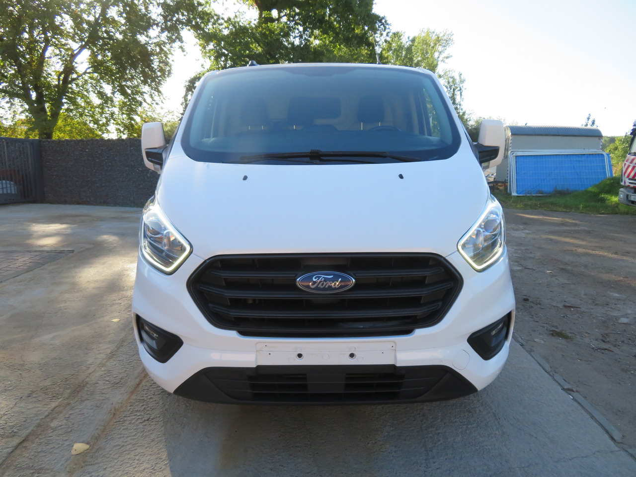 Ford Transit Custom 2.0 Trend - Легковой фургон: фото 2 Ford Transit Custom 2.0 Trend - Легковой фургон: фото 2