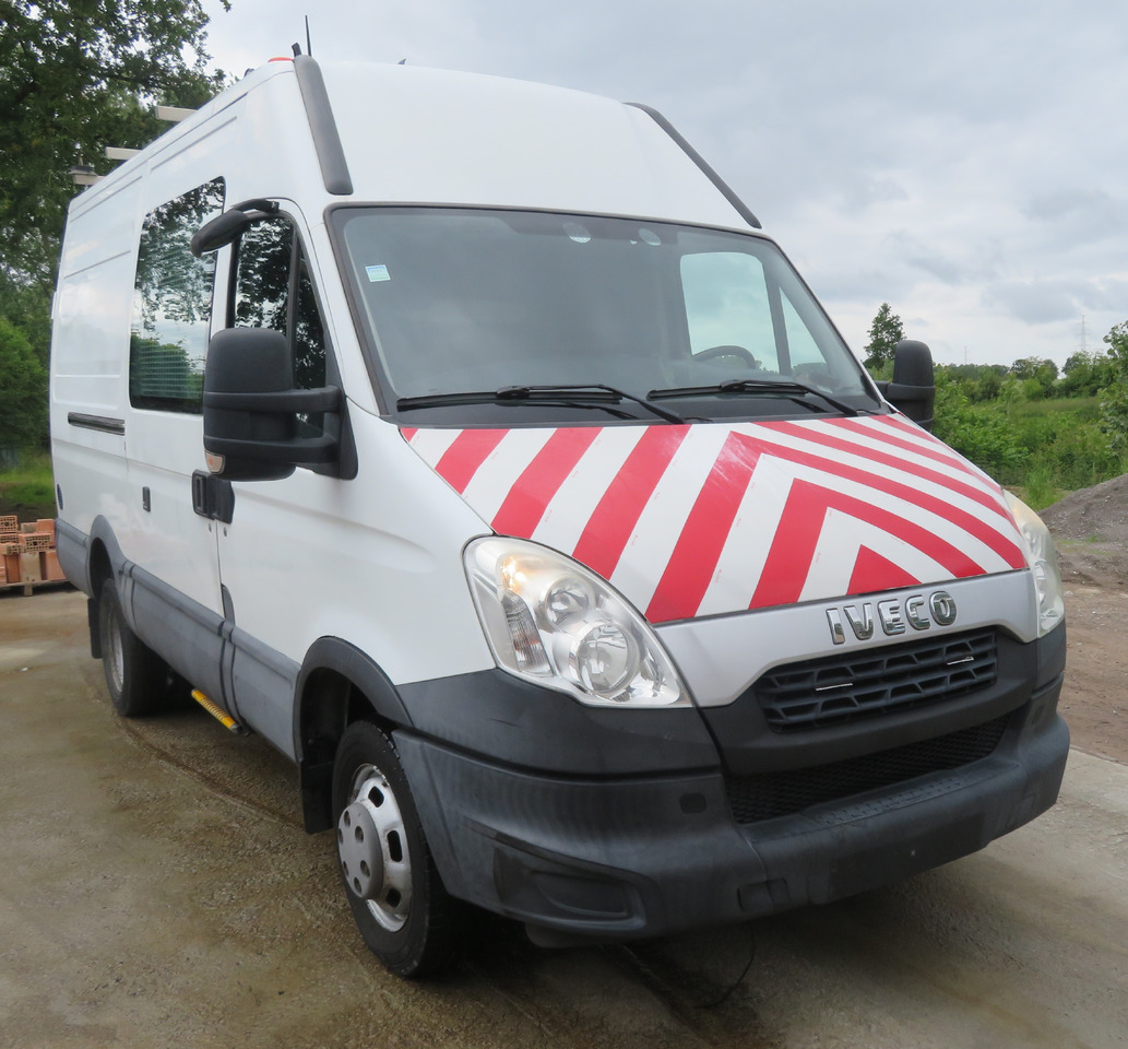 Iveco Daily 50C15 - 4X2 - Цельнометаллический фургон: фото 1 Iveco Daily 50C15 - 4X2 - Цельнометаллический фургон: фото 1