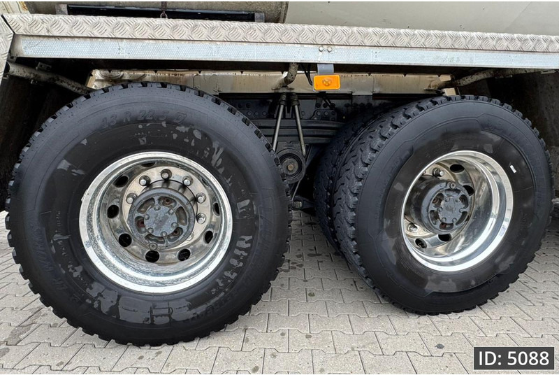 Renault C480 Day Cab, Euro 6, 8x4 / Full steel / 9m3 / TOP!! - Автобетоносмеситель: фото 5 Renault C480 Day Cab, Euro 6, 8x4 / Full steel / 9m3 / TOP!! - Автобетоносмеситель: фото 5