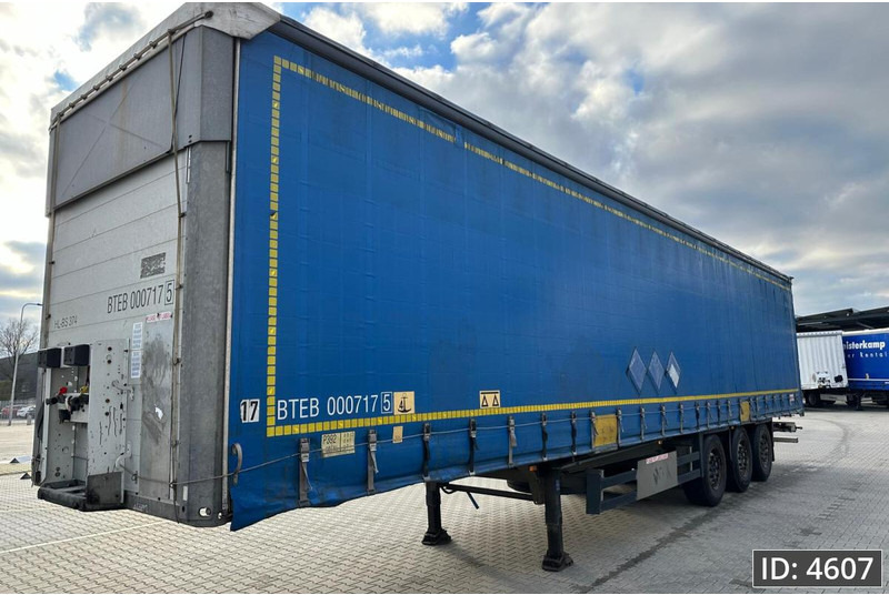 Schmitz Cargobull SCB*S3T / Huckepack / Disk brakes - Тентованный полуприцеп: фото 1 Schmitz Cargobull SCB*S3T / Huckepack / Disk brakes - Тентованный полуприцеп: фото 1