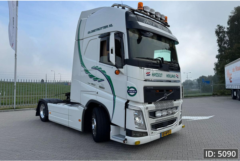 Volvo FH 460 Globetrotter XL, Euro 6, / Like new! / Special interior / Standklima / 2 Tanks - Тягач: фото 4 Volvo FH 460 Globetrotter XL, Euro 6, / Like new! / Special interior / Standklima / 2 Tanks - Тягач: фото 4