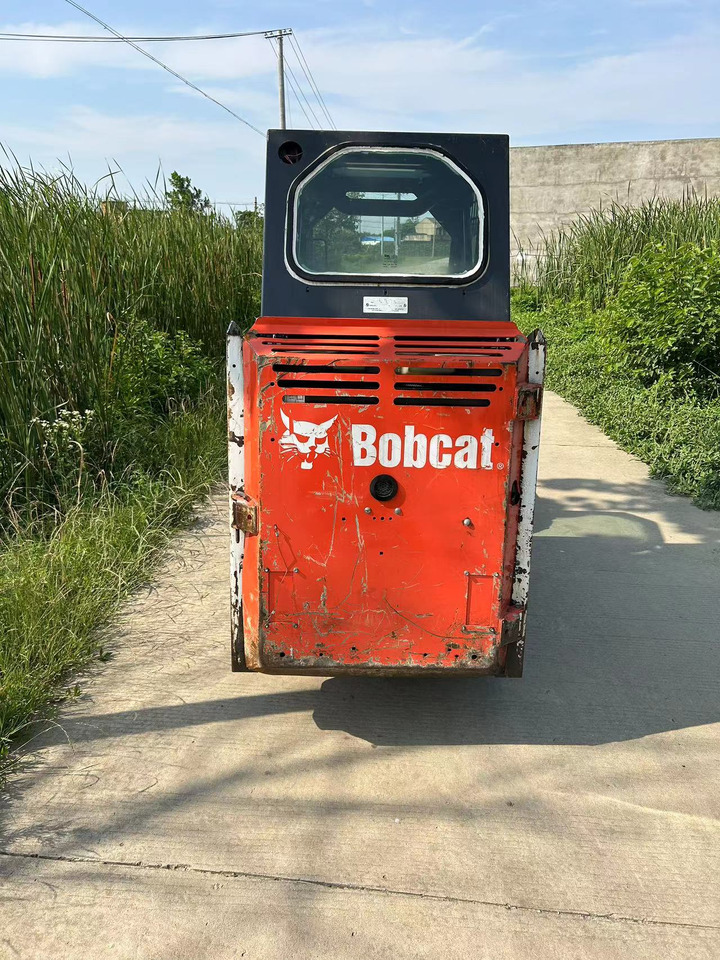BOBCAT S70 Sliding Sweeper Click for Discount - Мини-погрузчик с бортовым поворотом: фото 5 BOBCAT S70 Sliding Sweeper Click for Discount - Мини-погрузчик с бортовым поворотом: фото 5