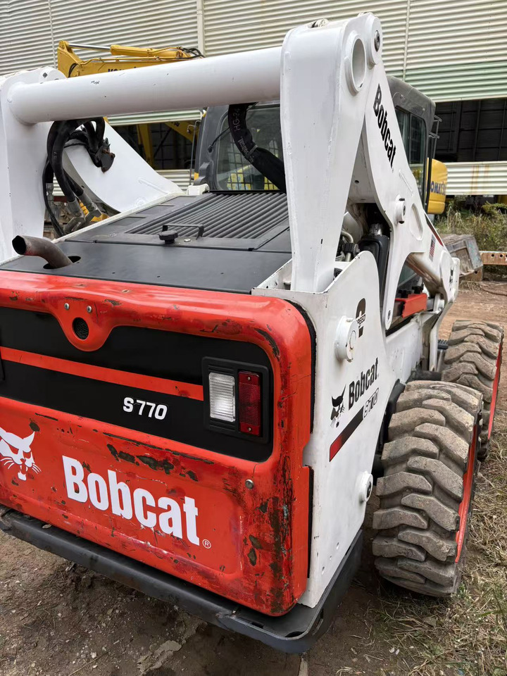 BOBCAT S770 Skid Steer Loader Click for Discount - Мини-погрузчик с бортовым поворотом: фото 1 BOBCAT S770 Skid Steer Loader Click for Discount - Мини-погрузчик с бортовым поворотом: фото 1