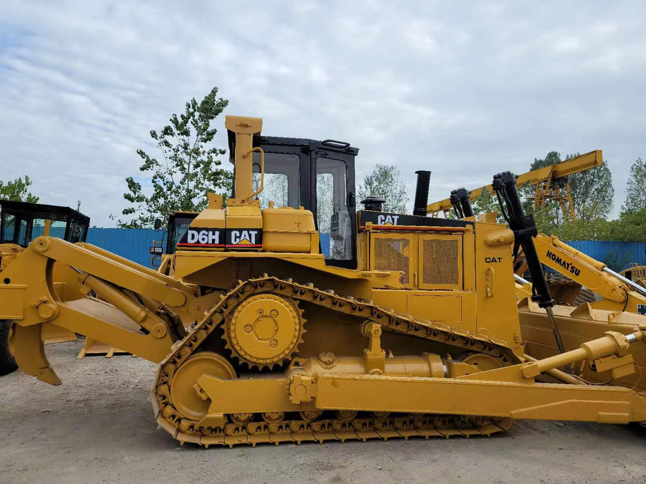CATERPILLAR D6H - Бульдозер: фото 5 CATERPILLAR D6H - Бульдозер: фото 5