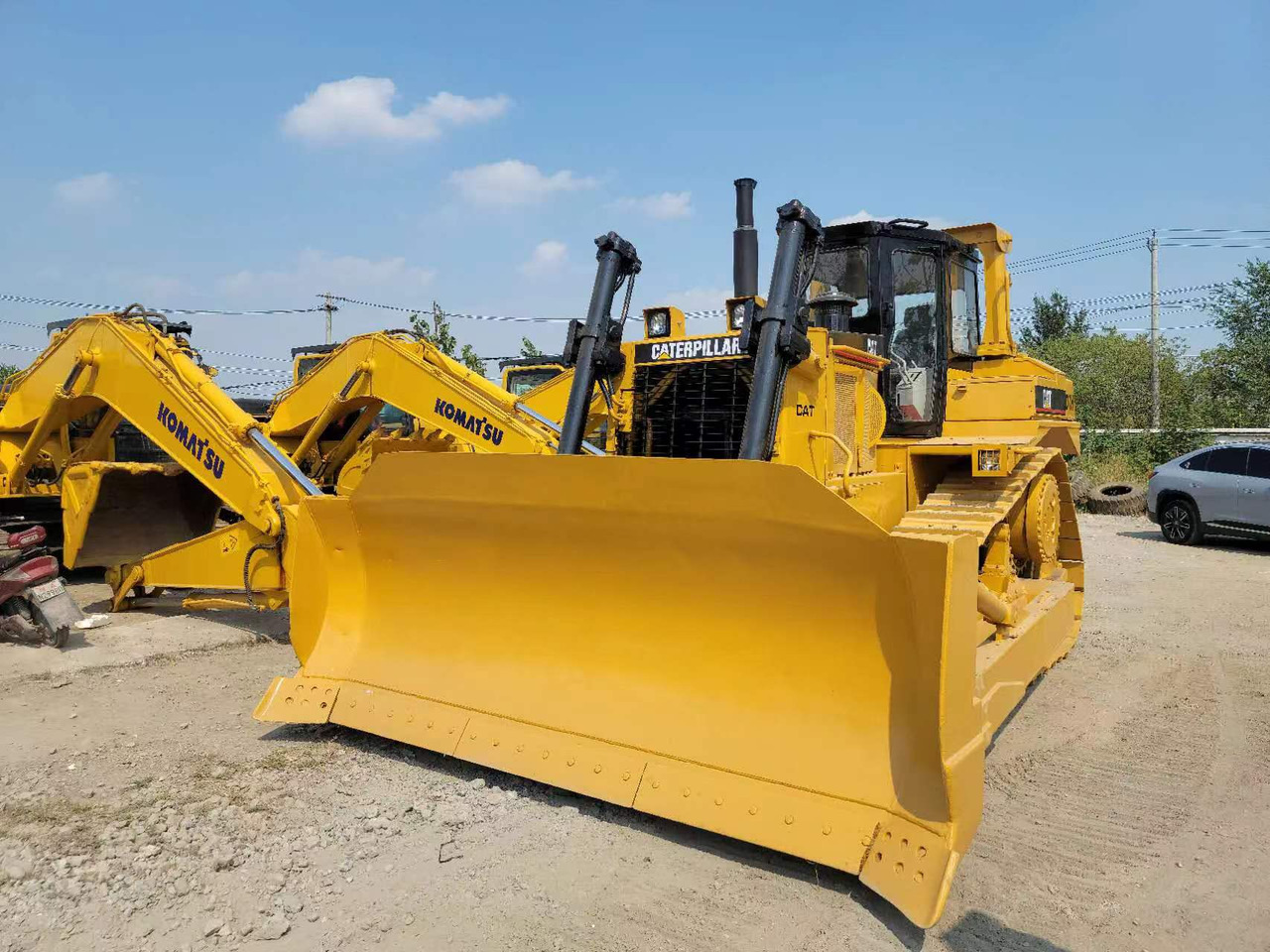 CATERPILLAR D7H - Бульдозер: фото 1 CATERPILLAR D7H - Бульдозер: фото 1