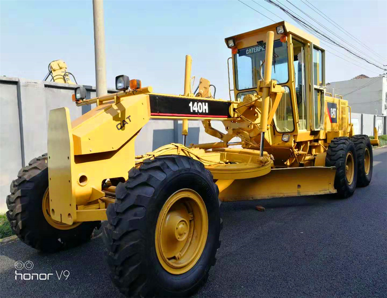 CATERPILLAR Grader 140H Click Here for Discount - Грейдер: фото 1 CATERPILLAR Grader 140H Click Here for Discount - Грейдер: фото 1